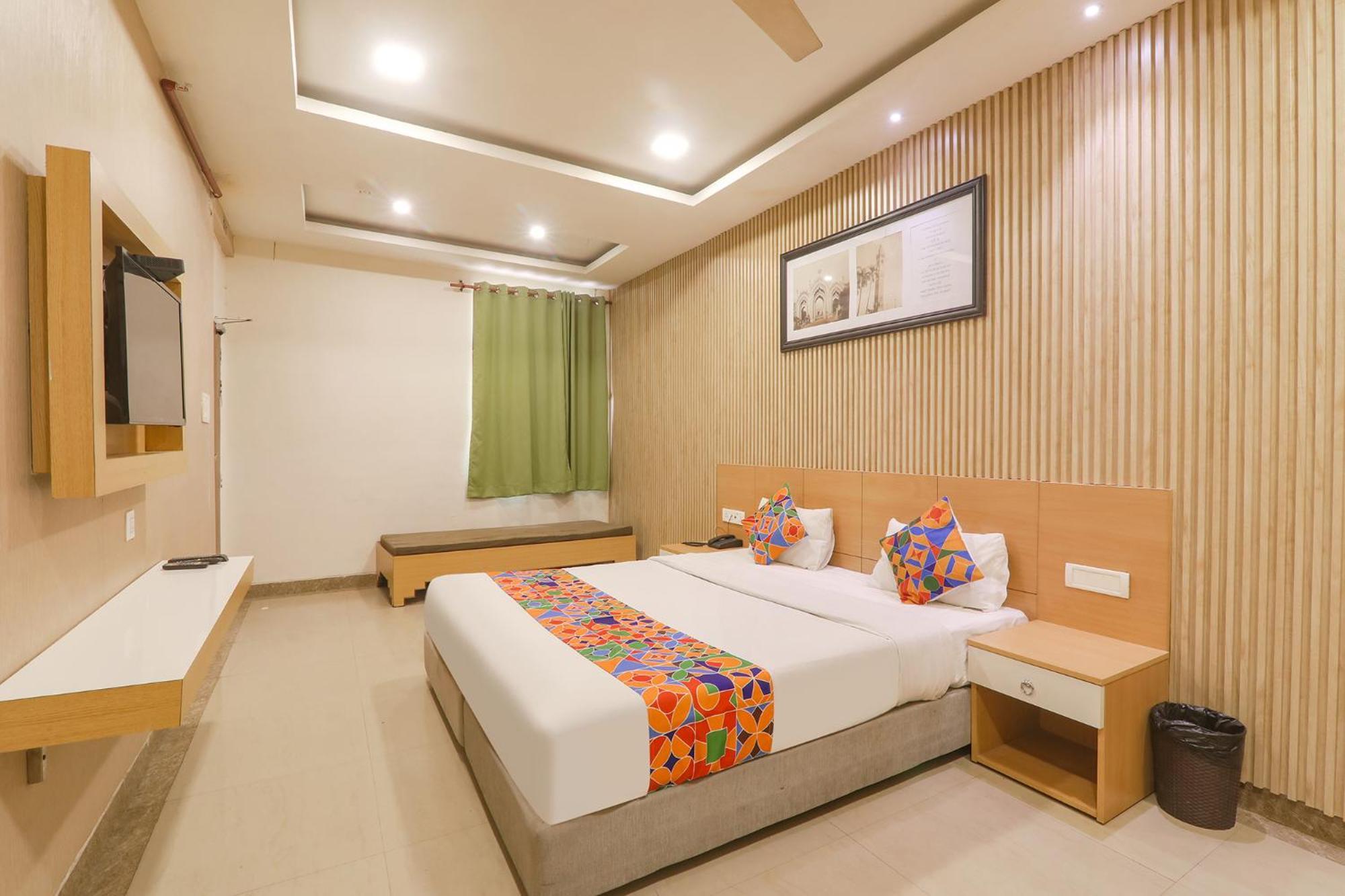 Fabhotel Raghubar Kripa Lucknow Eksteriør billede